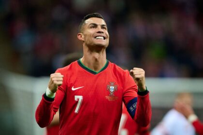 Cristiano Ronaldo belum pensiun