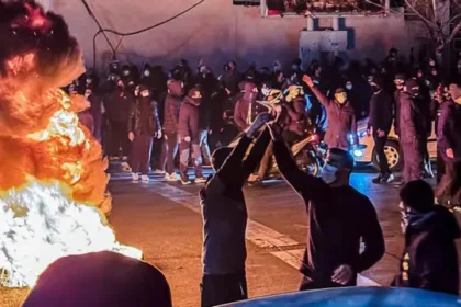 Demo besar-besaran di Iran